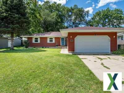 Photo 3 bd, 3 ba, 1320 sqft Home for sale - Zion, Illinois