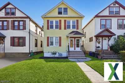 Photo 4 bd, 2 ba, 1400 sqft House for sale - Cranford, New Jersey