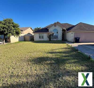 Photo 3 bd, 2 ba, 1192 sqft House for sale - Eagle Pass, Texas