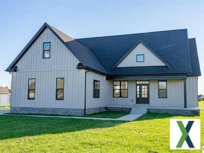 Photo 4 bd, 3 ba, 1880 sqft Home for sale - Elizabethtown, Kentucky