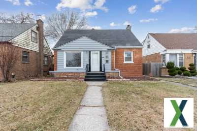 Photo 2 bd, 4 ba, 1200 sqft Home for sale - Calumet City, Illinois