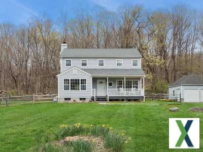 Photo 3 bd, 3 ba, 1710 sqft Home for sale - Wilton, Connecticut